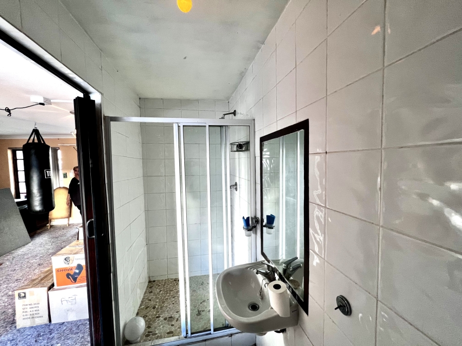 2 Bedroom Property for Sale in Table View Western Cape